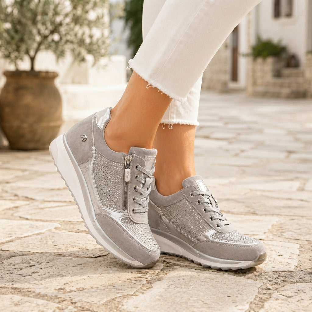 Gayle - Lightweight Lace-Up Shoes