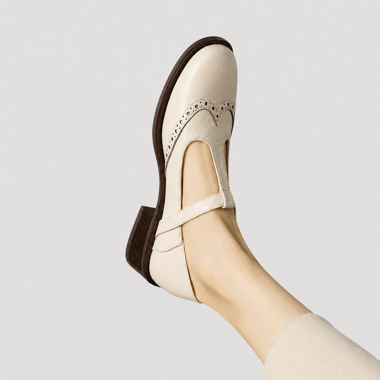 Livian - Vintage Style Heeled Sandals