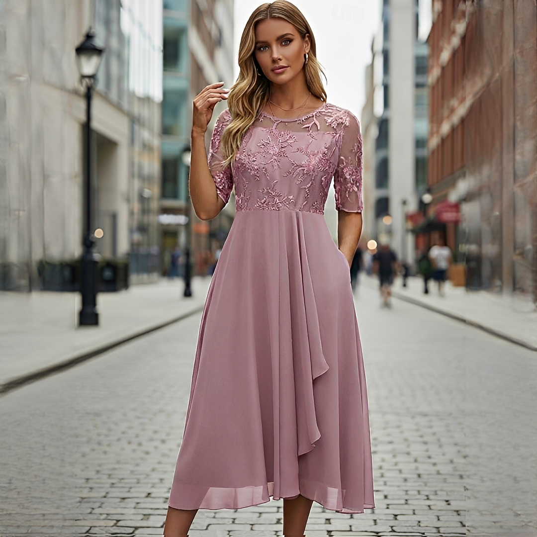 Victoria - Elegant Hollow Lace Dress