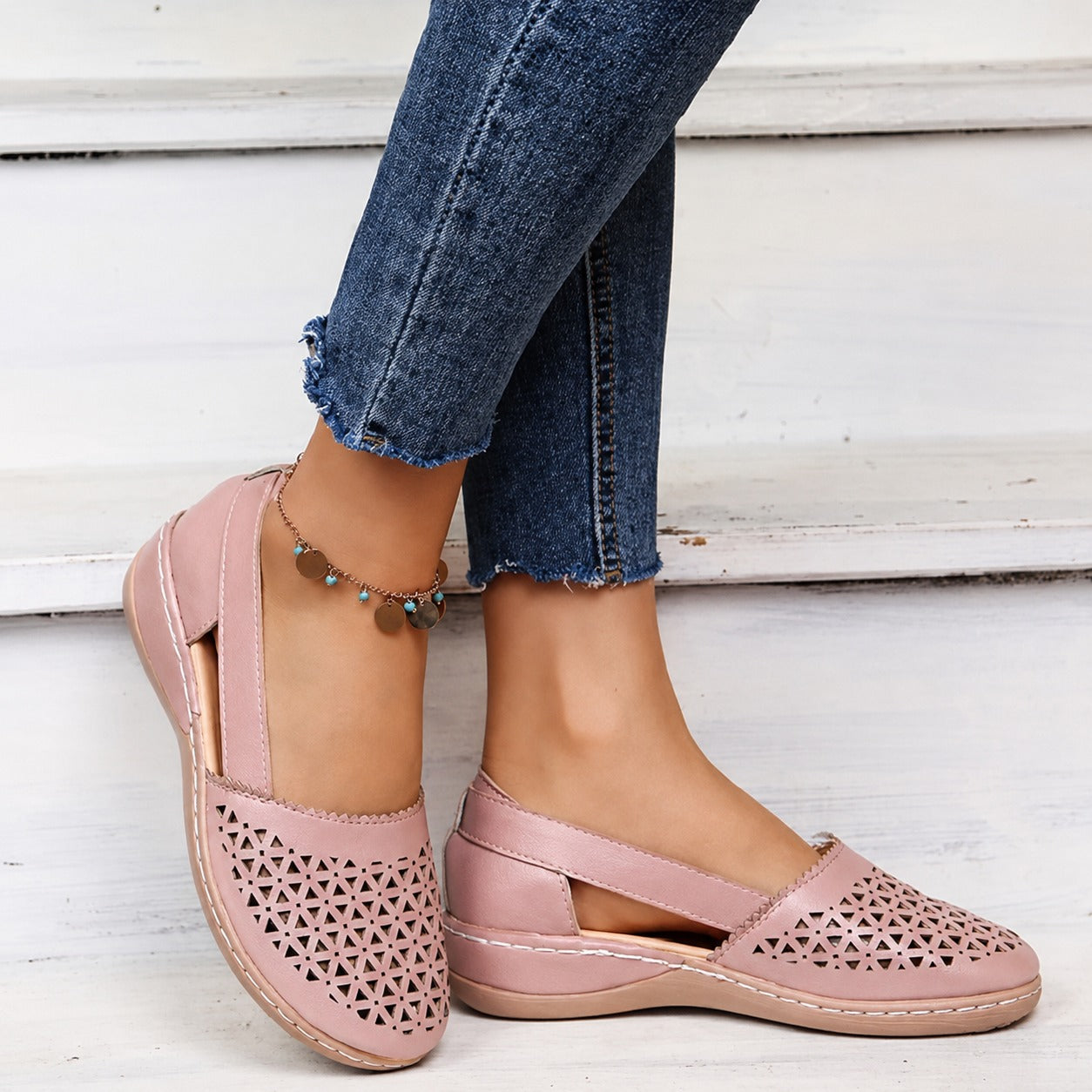 Tegan - Fashionable Sandals with Design