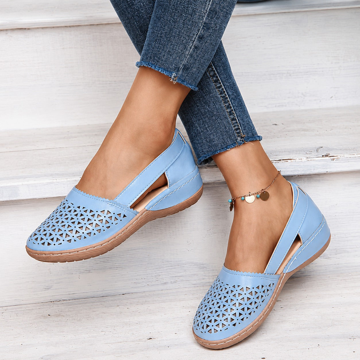 Tegan - Fashionable Sandals with Design