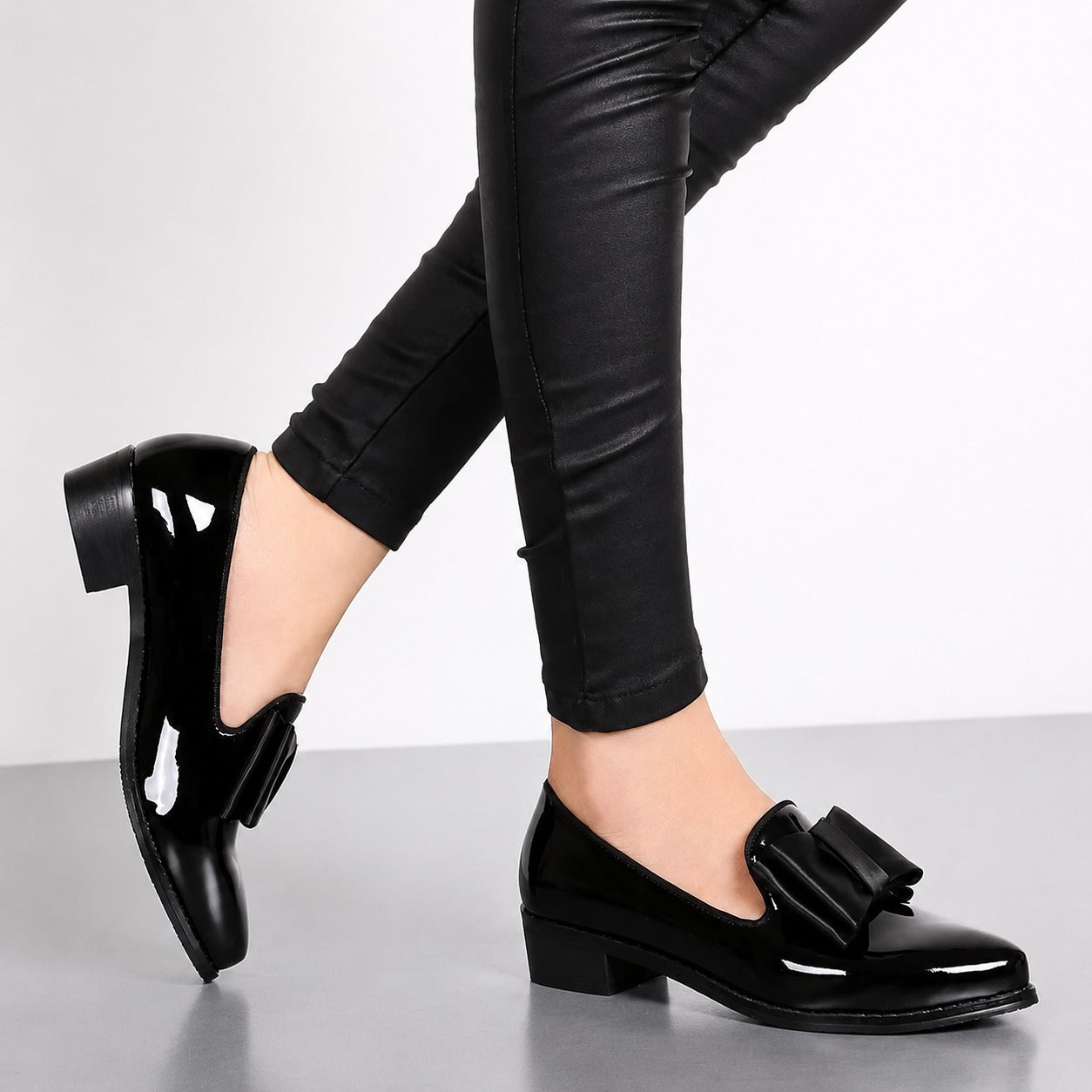Rachel - Elegant Shoes with Bow